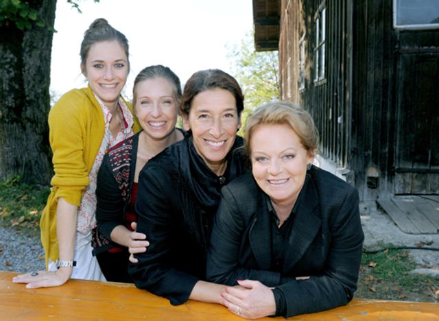 Serie Tv - 4 Donne e un Funerale