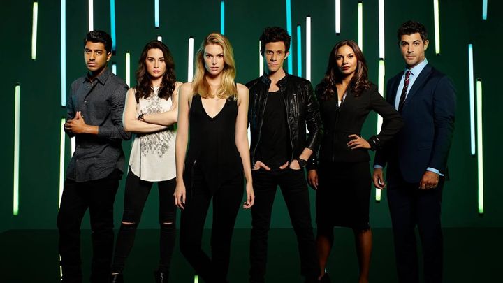 Serie Tv - Stitchers