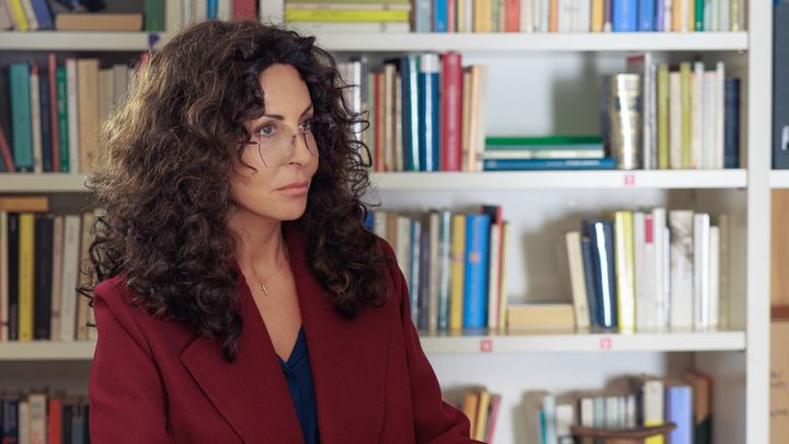 A testa alta - Il coraggio di una donna